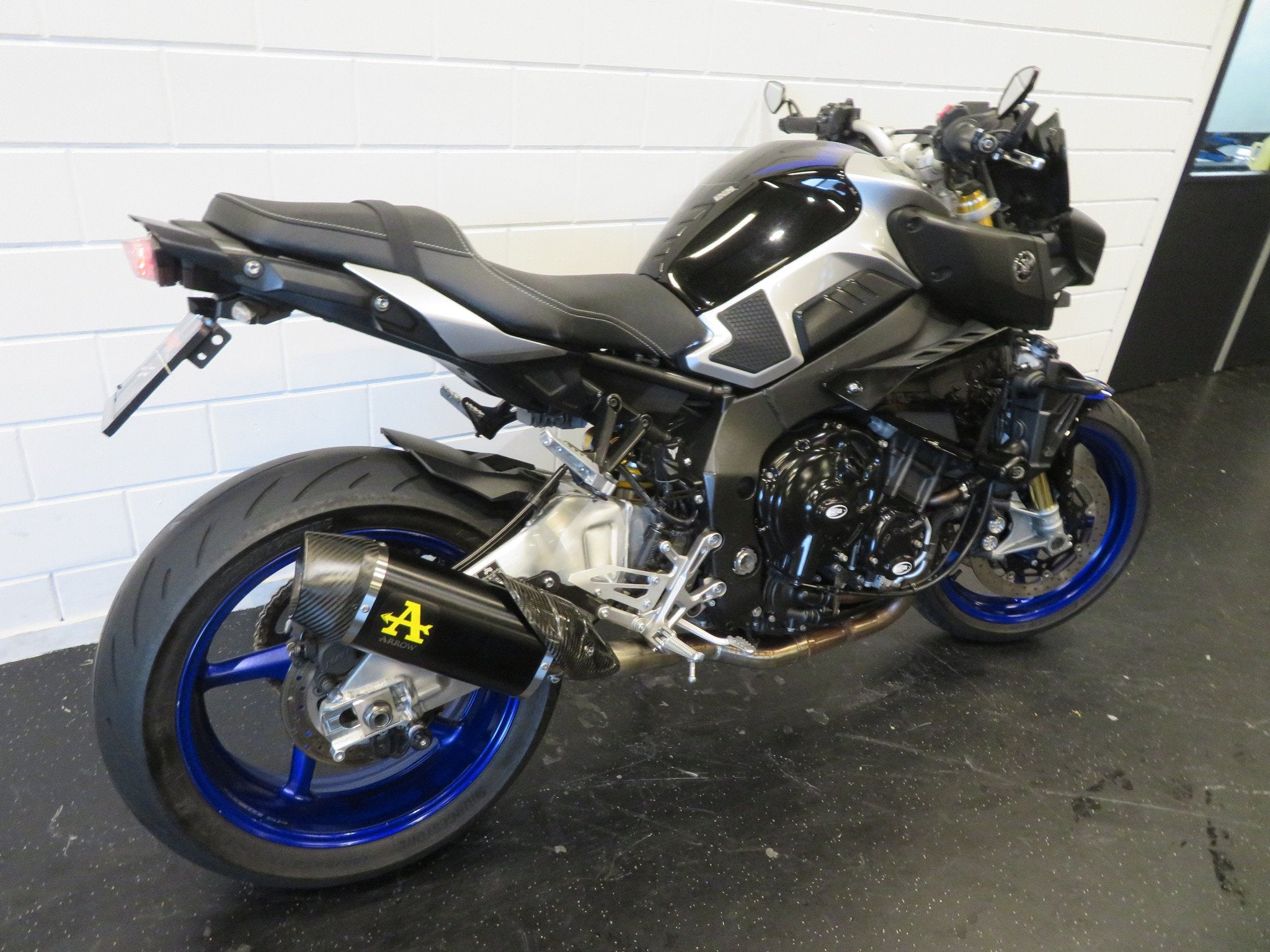 Yamaha MT 10 SP MT10 SUPER FRAAI! ARROW (bj 2017), Motoren, Motoren | Yamaha, Bedrijf, Naked bike
