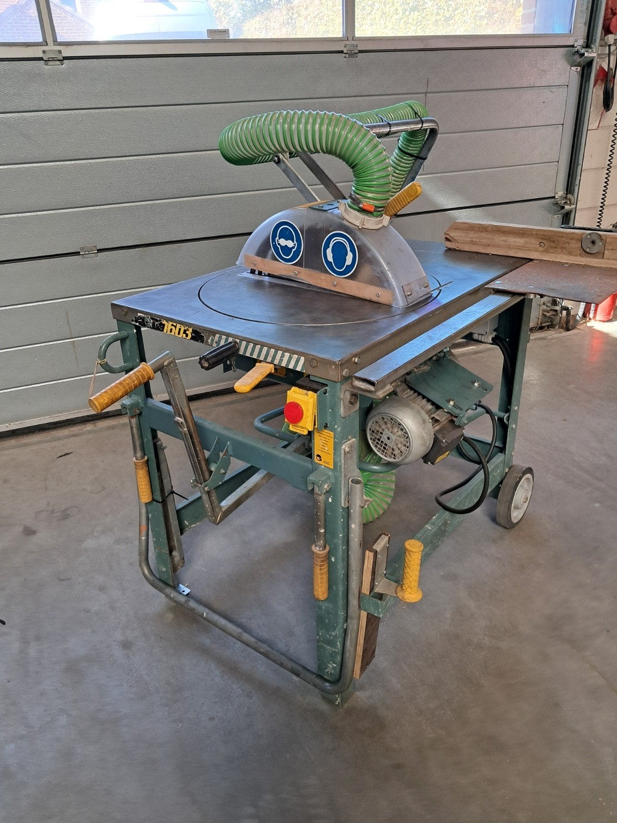 Gjerde 1603 400v bouwzaag zaagmachine, Ophalen