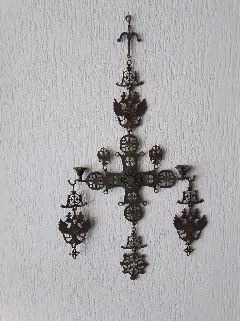 Antiek kruis, Ophalen
