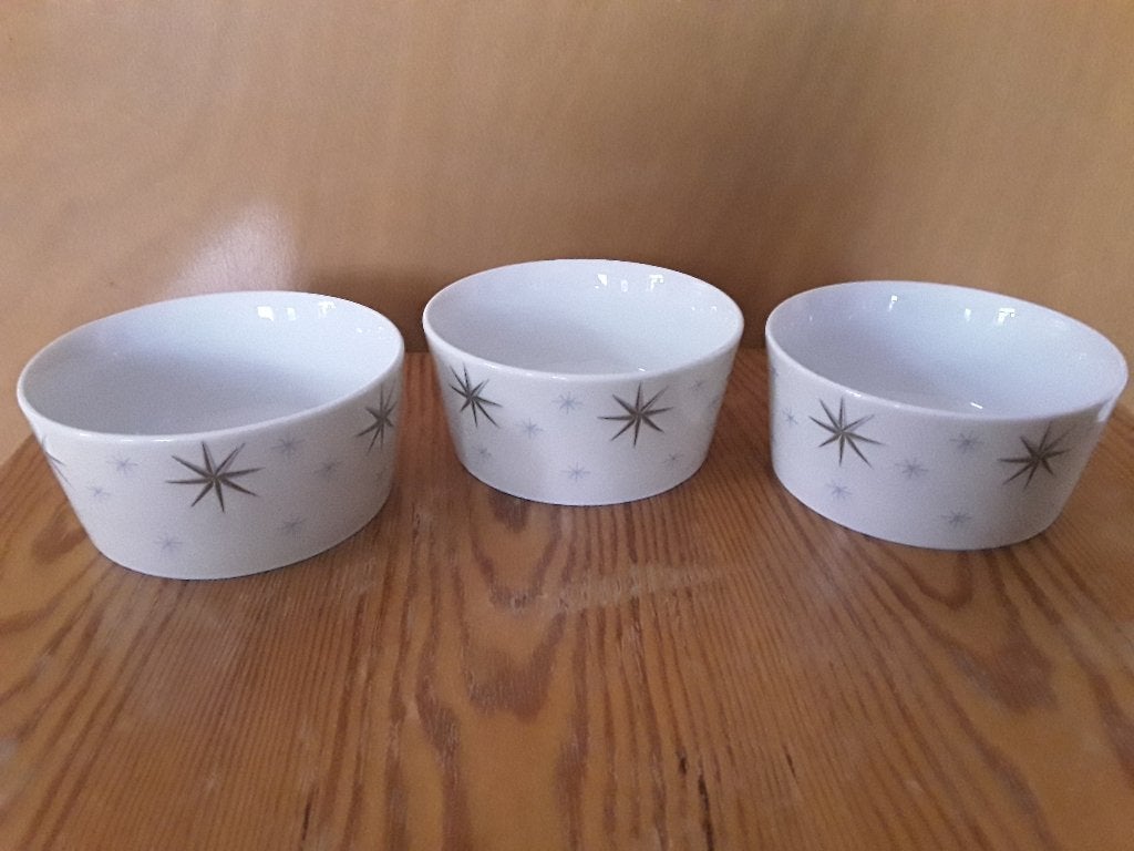 3 beige kerst schaaltjes met zilveren en gouden sterren, Ophalen of Verzenden, Nieuw