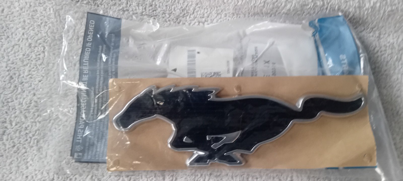 Ford Mustang Embleem - Nieuw in verpakking, Verzamelen, Ophalen of Verzenden, Nieuw