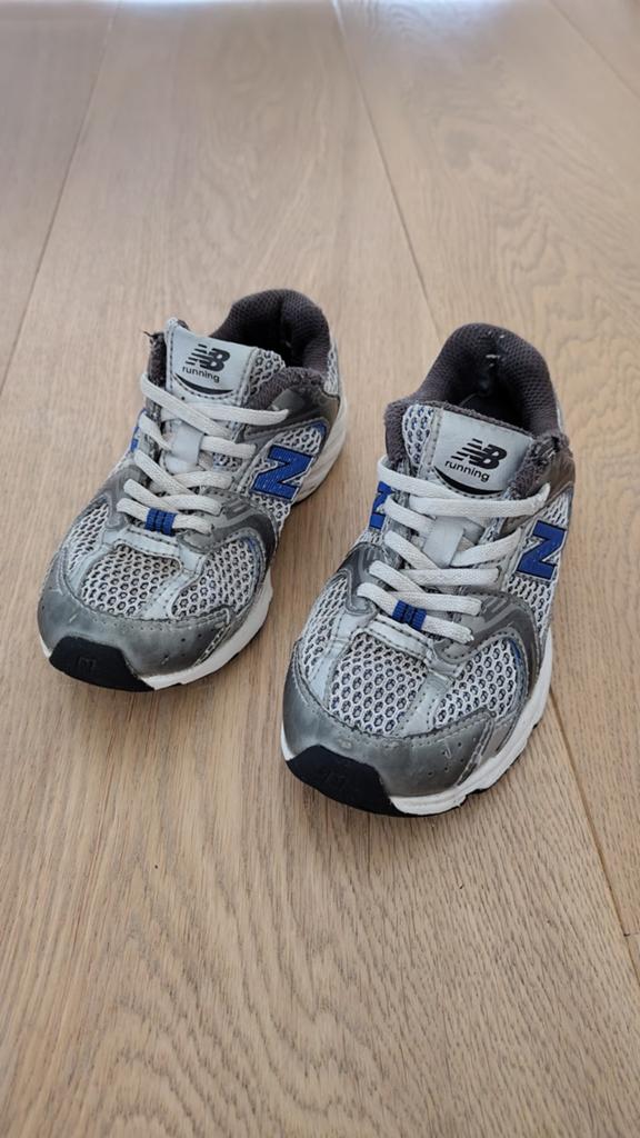 New Balance sneakers maat 29 - Grijs/Blauw, Gebruikt, Ophalen of Verzenden, New Balance, Jongen of Meisje