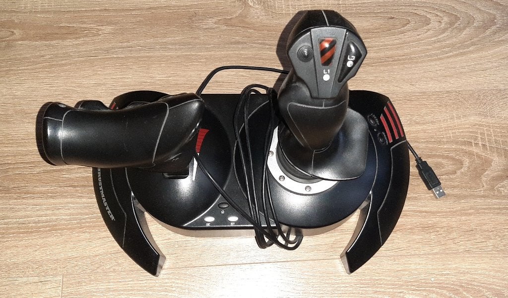 Thrustmaster T.Flight Hotas X, Ophalen, Gebruikt, Thrustmaster/Logitech