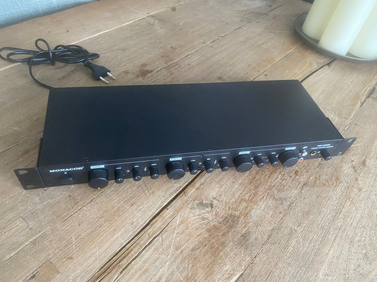 MONACOR VMX-440/SW 4-kanaals microfoon/lijn mixer, Muziek en Instrumenten, Minder dan 5 kanalen, Microfooningang, Ophalen of Verzenden