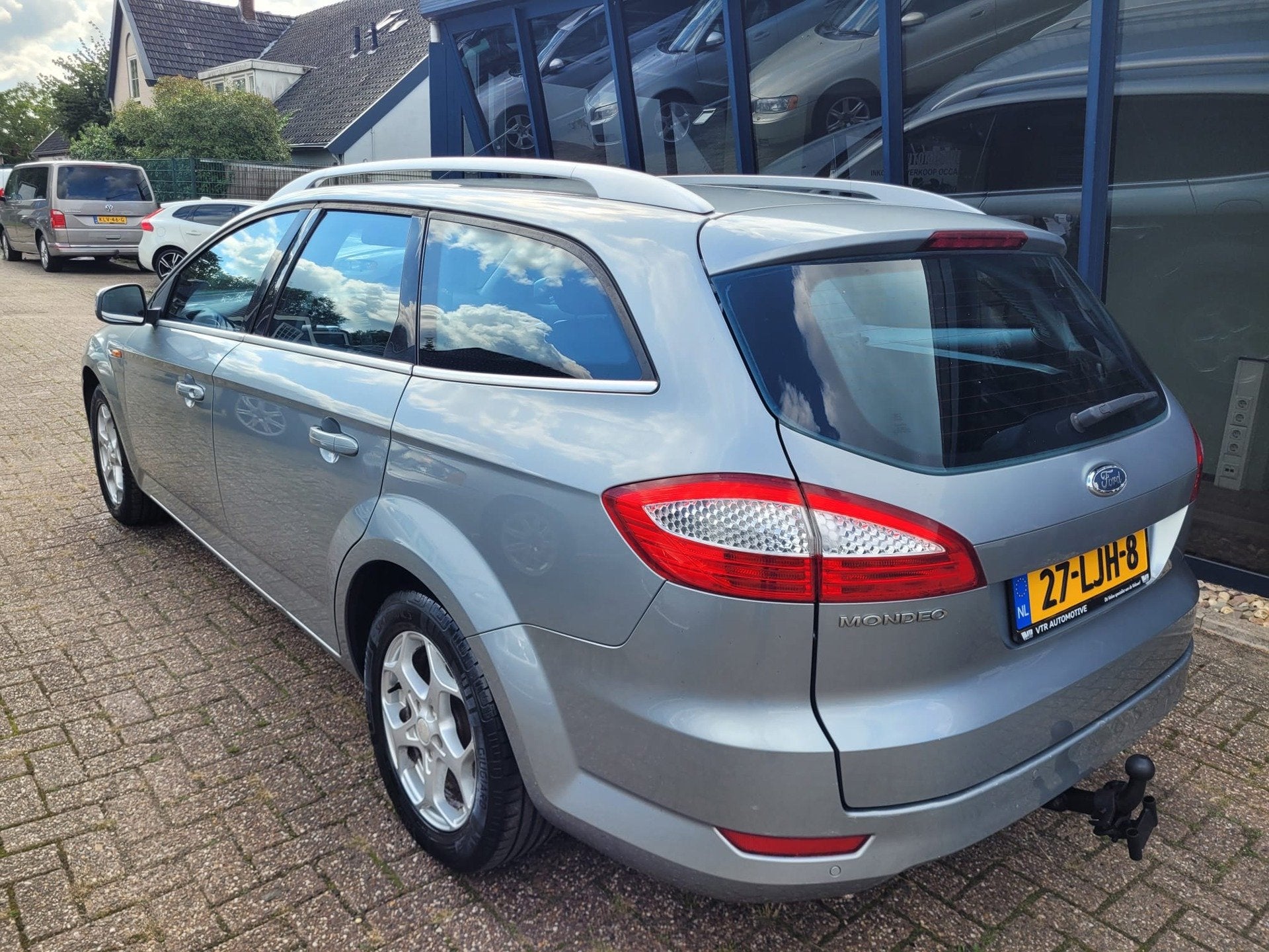 Ford Mondeo Wagon 2.0-16V Limited 1e Eigenaar & 81.000KM!, Euro 5, Stof, Gebruikt, Zwart
