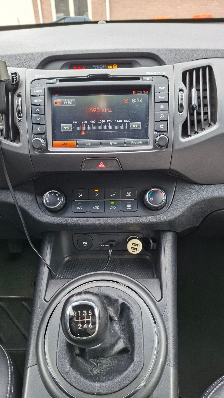 Kia sportage 1.6 2012 wit benzine.120000 km, Ophalen of Verzenden, Zo goed als nieuw