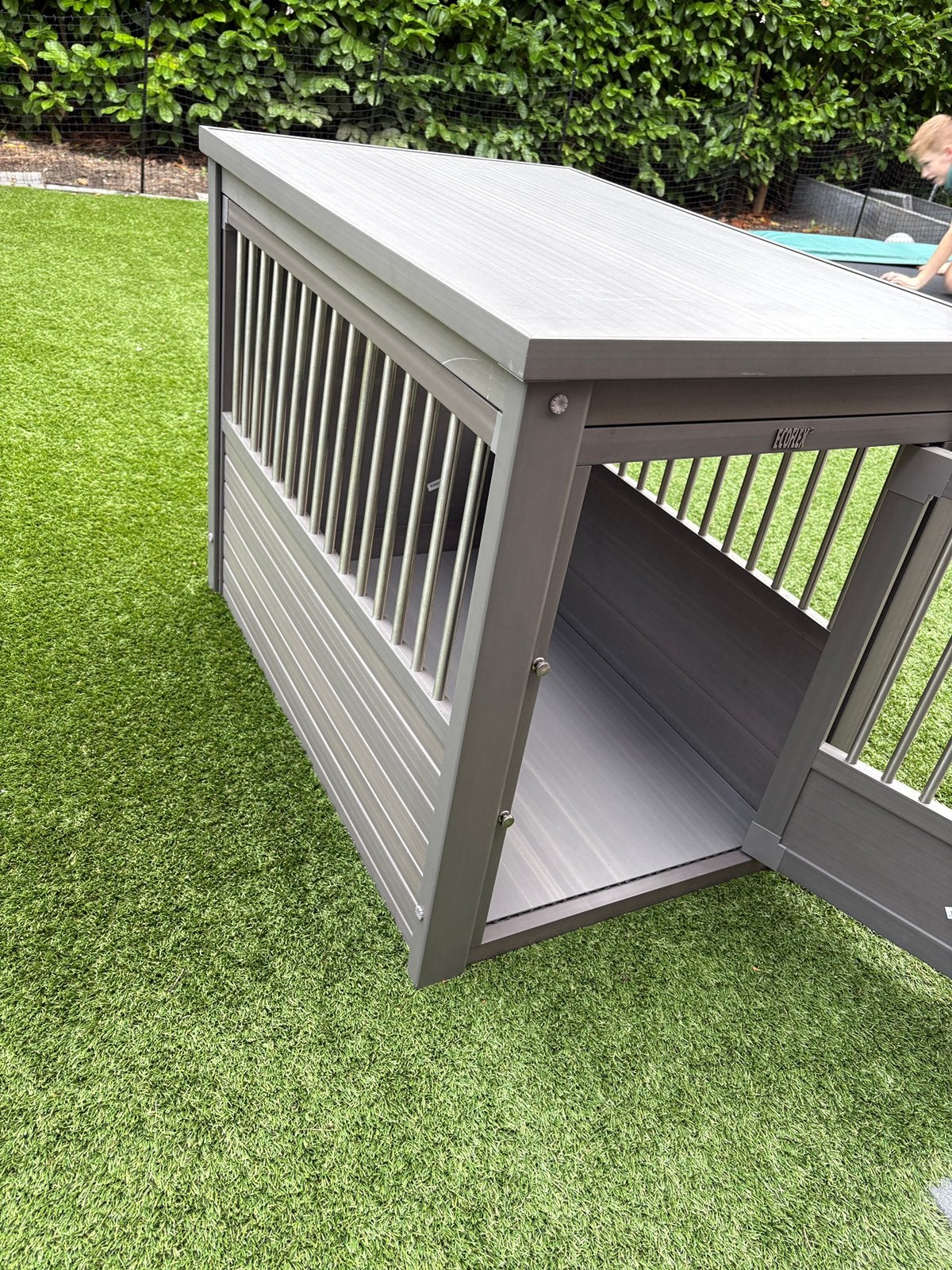 Bench | New Age Pet inplace luxe bench maat L, Ophalen, Zo goed als nieuw