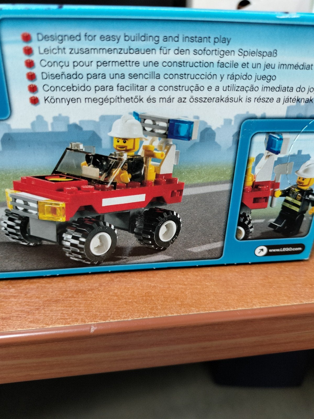 Lego City Brandweerwagen 7241 met Brandweerman