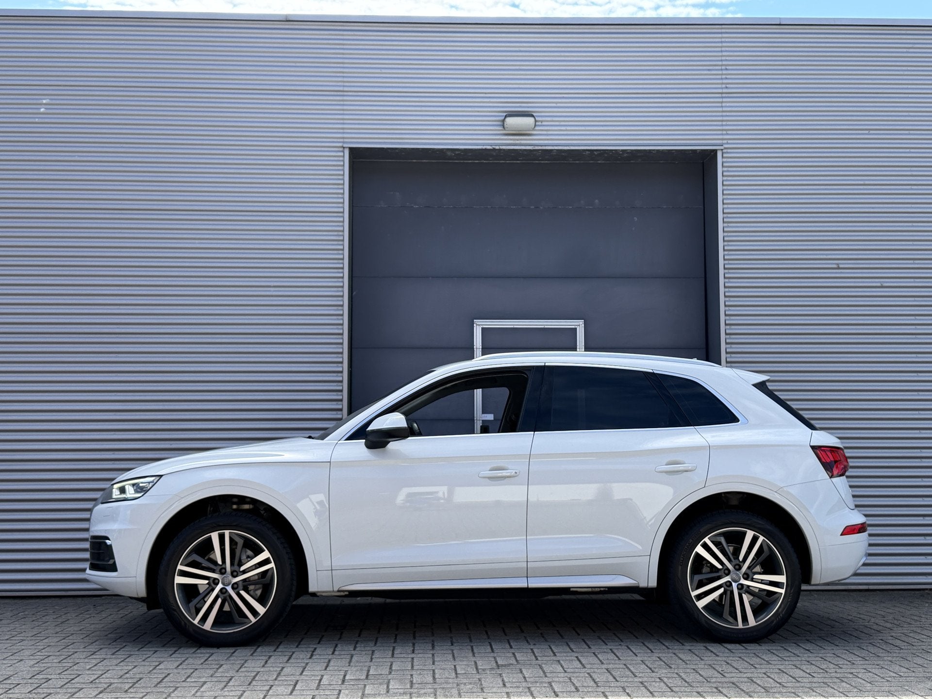Audi Q5 45 TFSI quattro Pro Line I Aut. I ACC I Navi I Leder, Gebruikt, 4 cilinders, Wit, Bedrijf