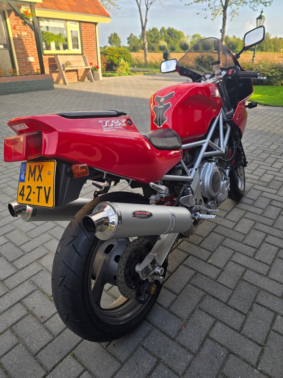 Yamaha TRX850: Moet nu weg! Loopt goed., Motoren, 2 cilinders, Motorrijbewijs A, Gebruikt, Super Sport