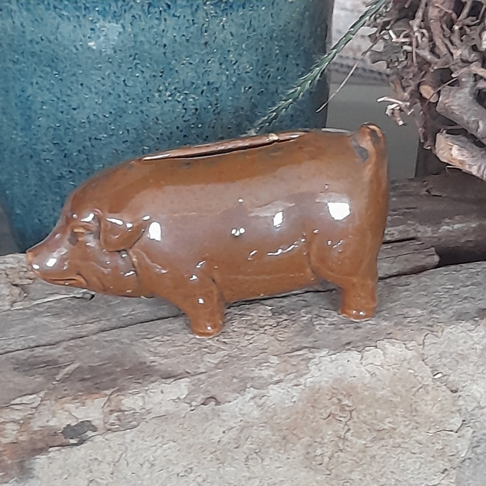 Oud spaarvarkentje van keramiek, Verzamelen, Ophalen of Verzenden, Zo goed als nieuw, Steen, Aardewerk of Keramiek, Dier