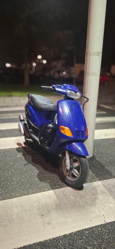 Piaggio zip type 3 70cc, Ophalen of Verzenden, Zo goed als nieuw