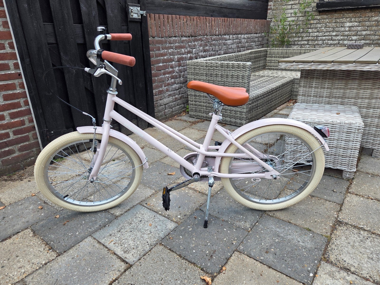 20 inch roze fiets, Fietsen en Brommers, Ophalen, Zo goed als nieuw, 20 inch of meer