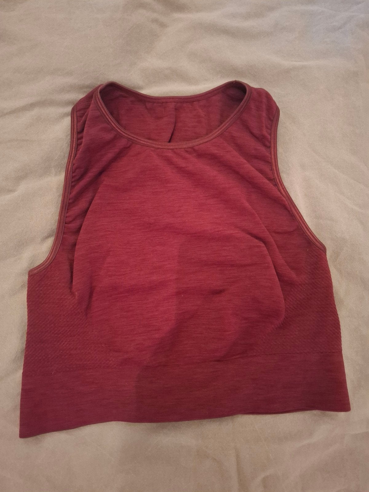 Seamless yoga crop top Large - Moonchild Yoga Wear, Maat 42/44 (L), Ophalen of Verzenden, Zo goed als nieuw, Rood