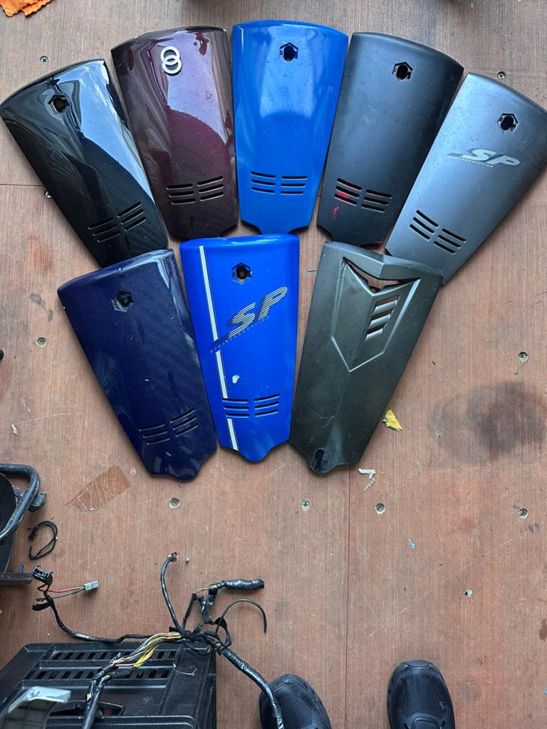 Gilera runner sp voorkapje claxonkap voorkap kappen, Fietsen en Brommers, Ophalen of Verzenden, Zo goed als nieuw, Kap, Overige merken