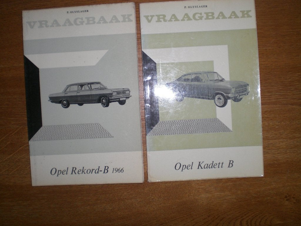 2 oldtimer opel  (kadett  rekord b ) vraagbaak, Ophalen of Verzenden