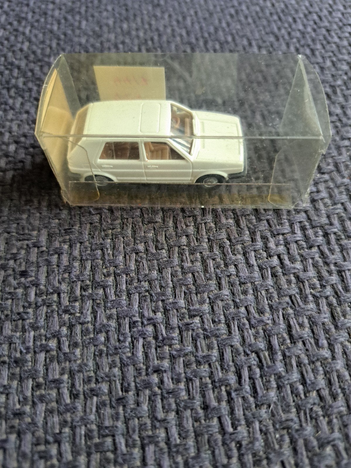 wiking model vw golf 4 deurs, Hobby en Vrije tijd, Gebruikt, Wiking, Auto, West germany