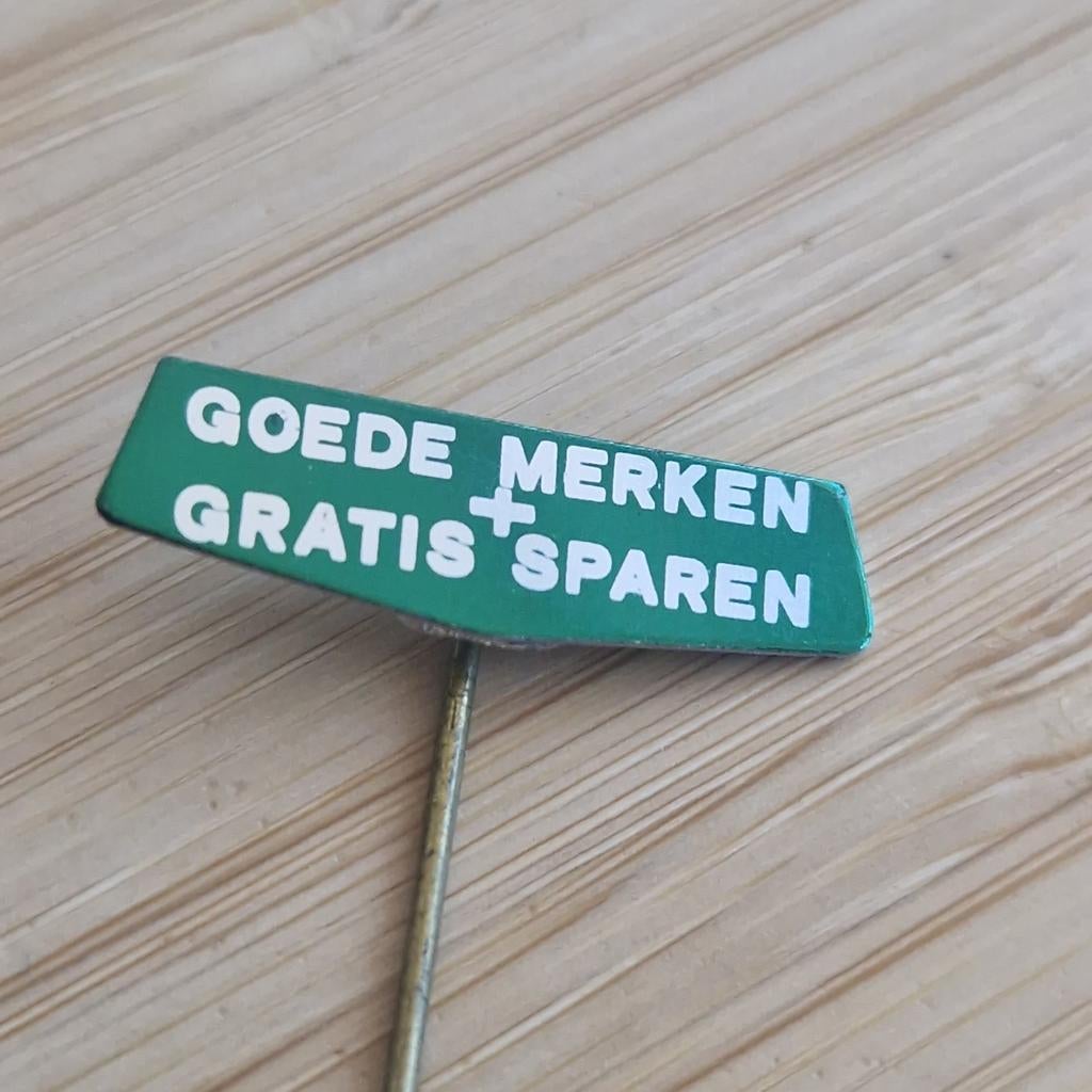 SPELDJE goede merken, Verzamelen, Speldjes, Pins en Buttons, Ophalen of Verzenden, Zo goed als nieuw, Merk