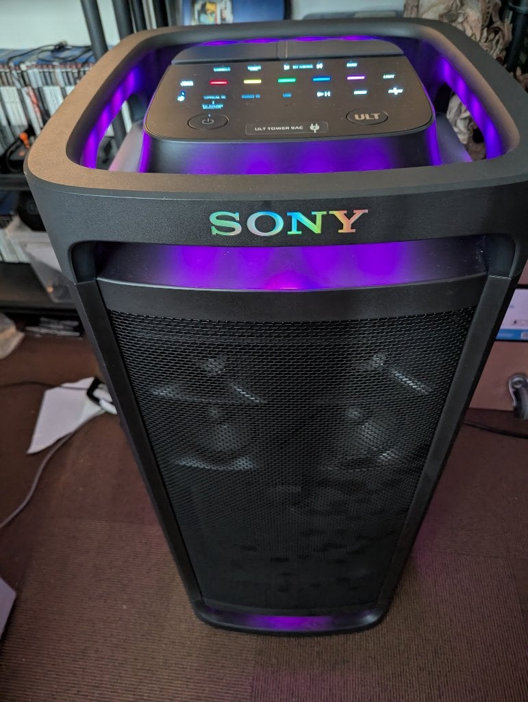 Sony tower ult 9, Party speaker, Zo goed als nieuw, Ophalen, 150 watt of meer
