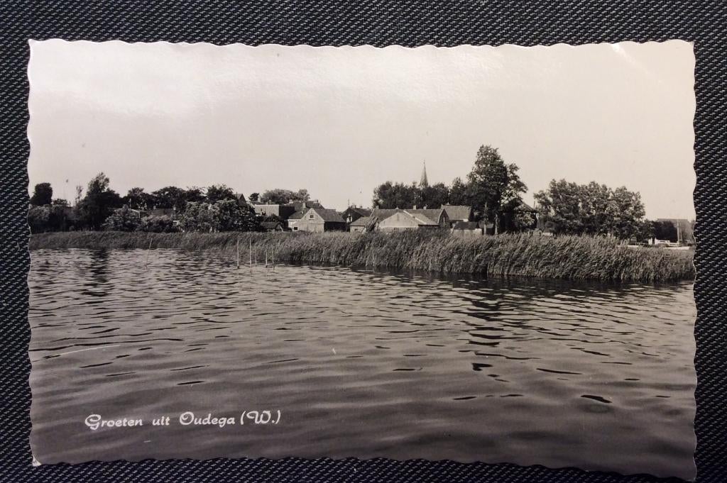 Oudega, groeten uit, Ophalen of Verzenden, 1960 tot 1980, Gelopen, Friesland