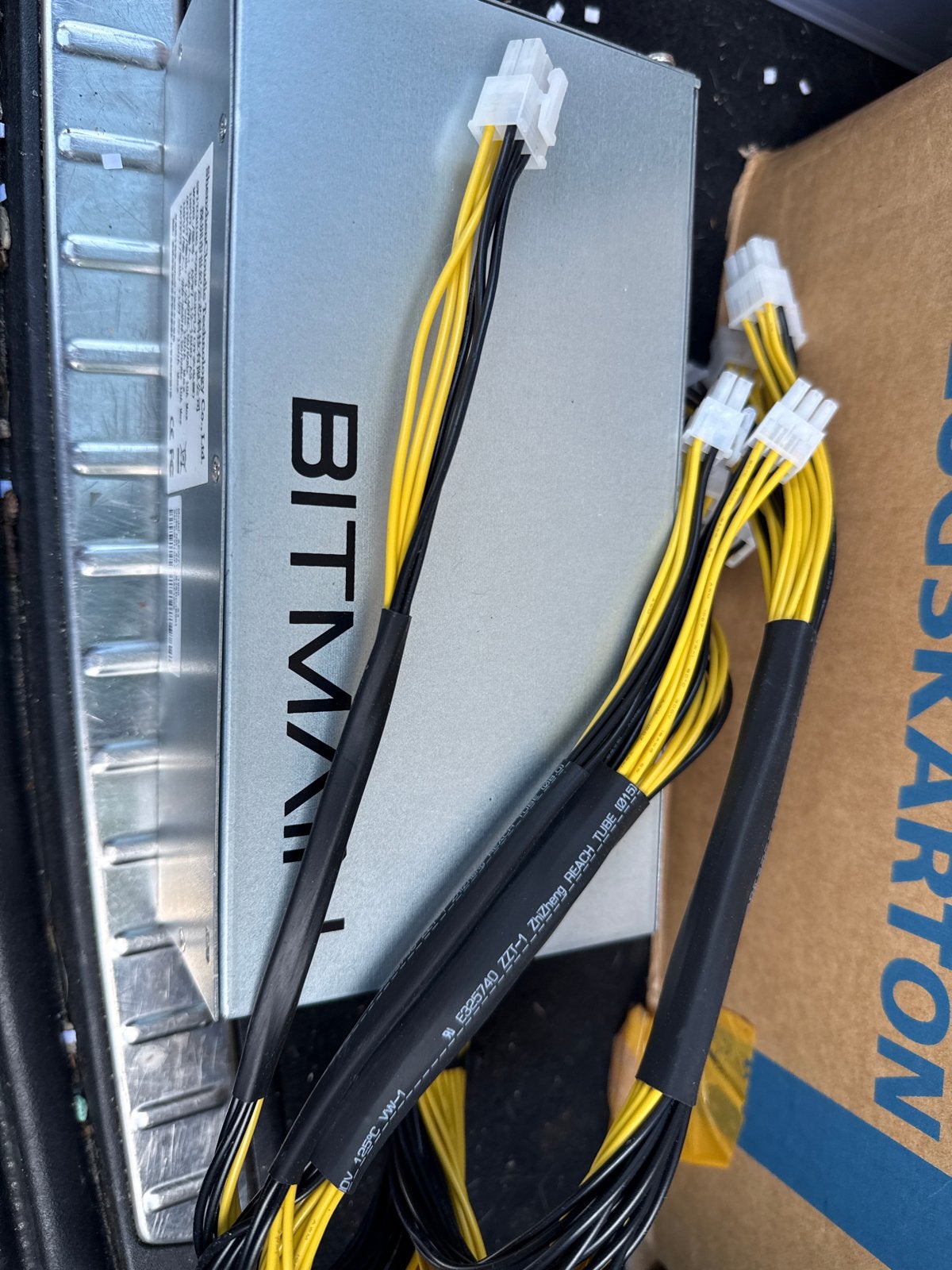 Bitmain APW7 1800W Voeding voor Miners, Ophalen of Verzenden, Zo goed als nieuw