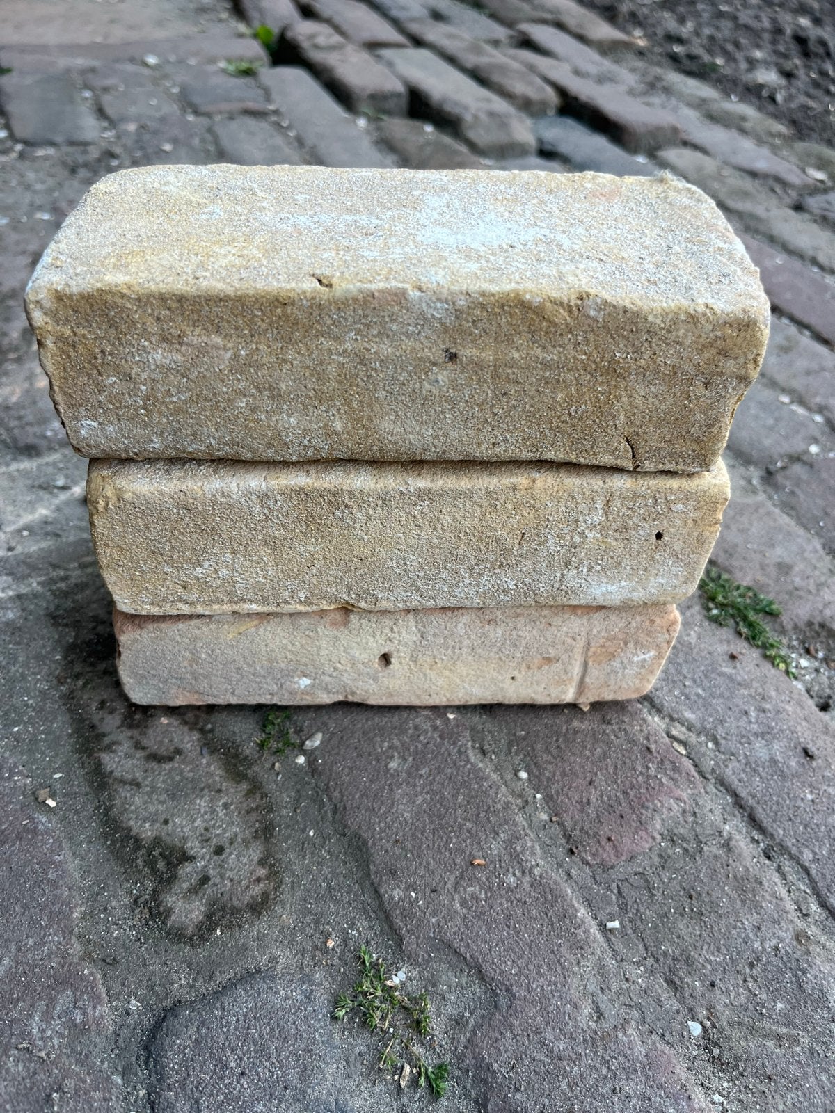 Ijsselsteentjes. Oude gele bakstenen, Ophalen of Verzenden, Gebruikt, Bakstenen