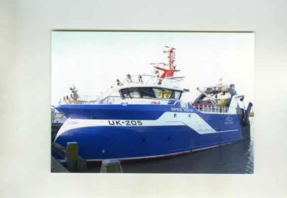 scheepvaart-foto-VISSERIJ-UK 205, Ophalen of Verzenden, Zo goed als nieuw, Boek of Tijdschrift
