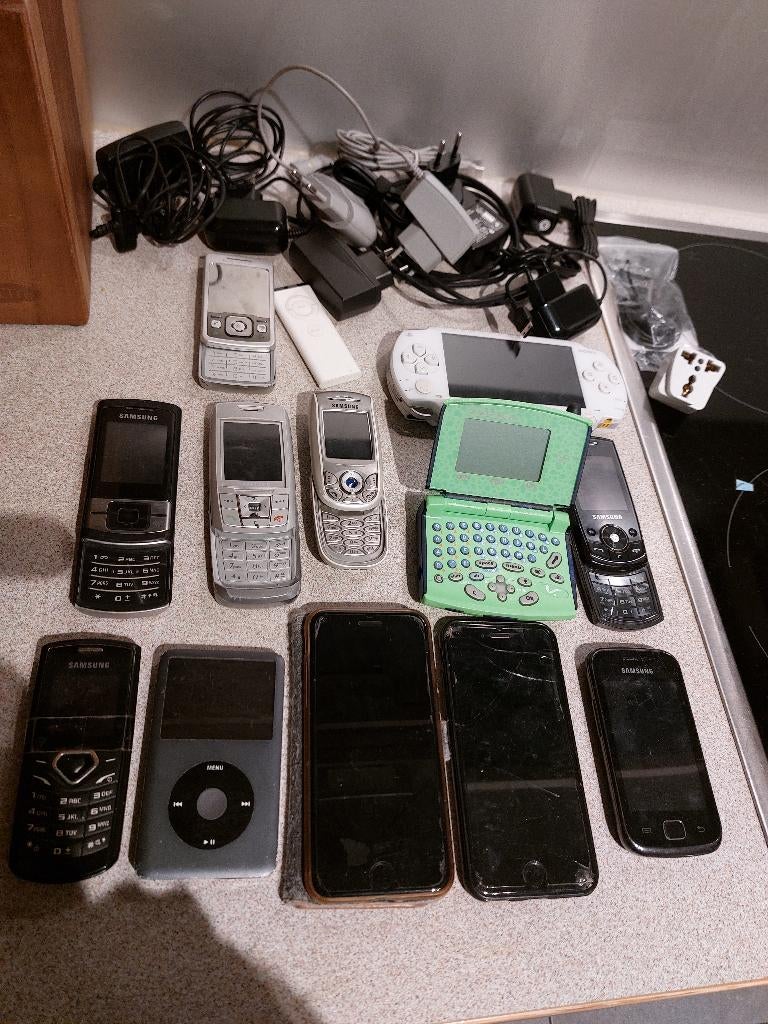 Smartphones en Electronica    µz, Ophalen of Verzenden, Overige typen, Apple iPhone