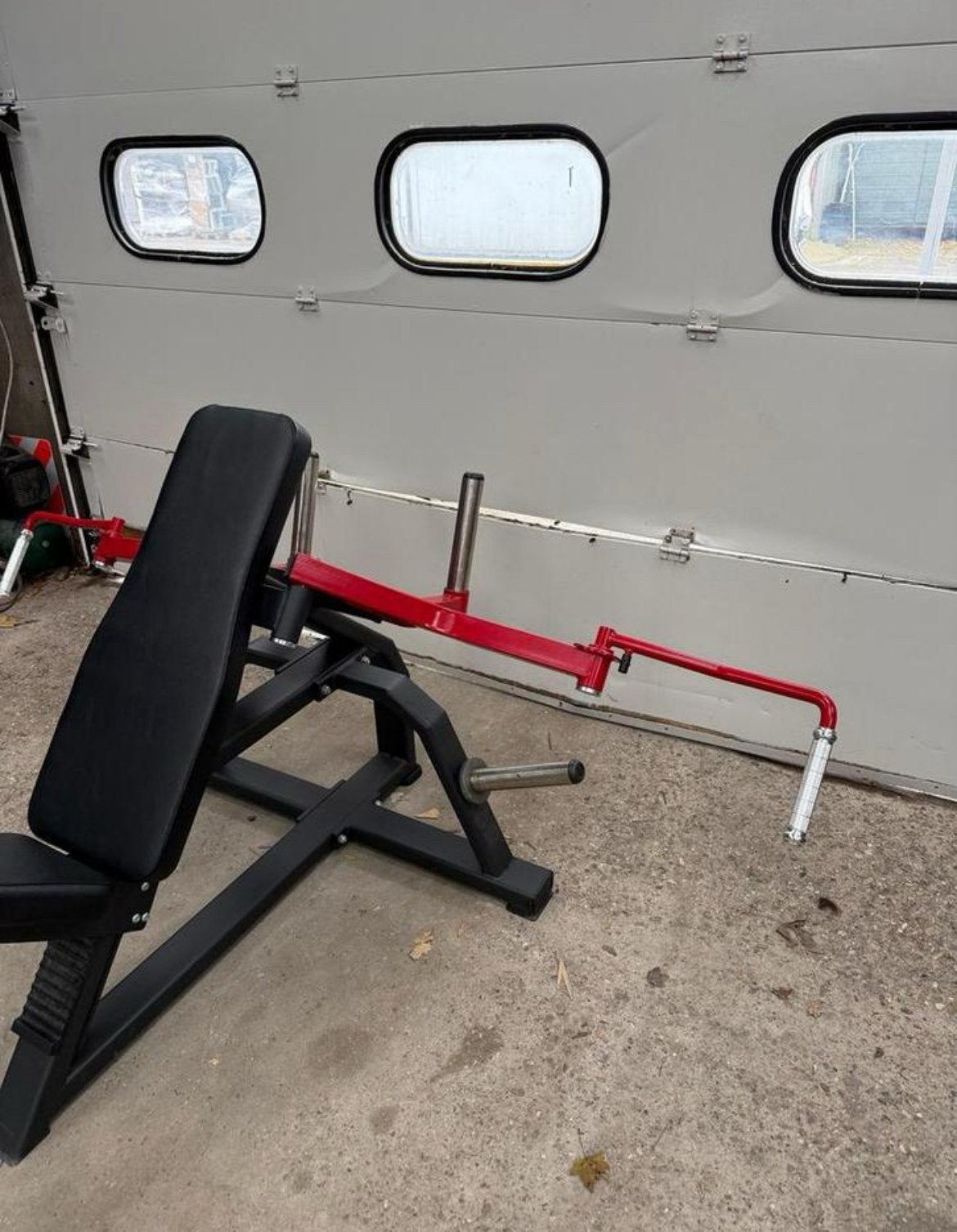 Plate loaded incline fly machine / fly / butterfly, Sport en Fitness, Fitnessmaterialen, Ophalen, Benen, Gebruikt, -