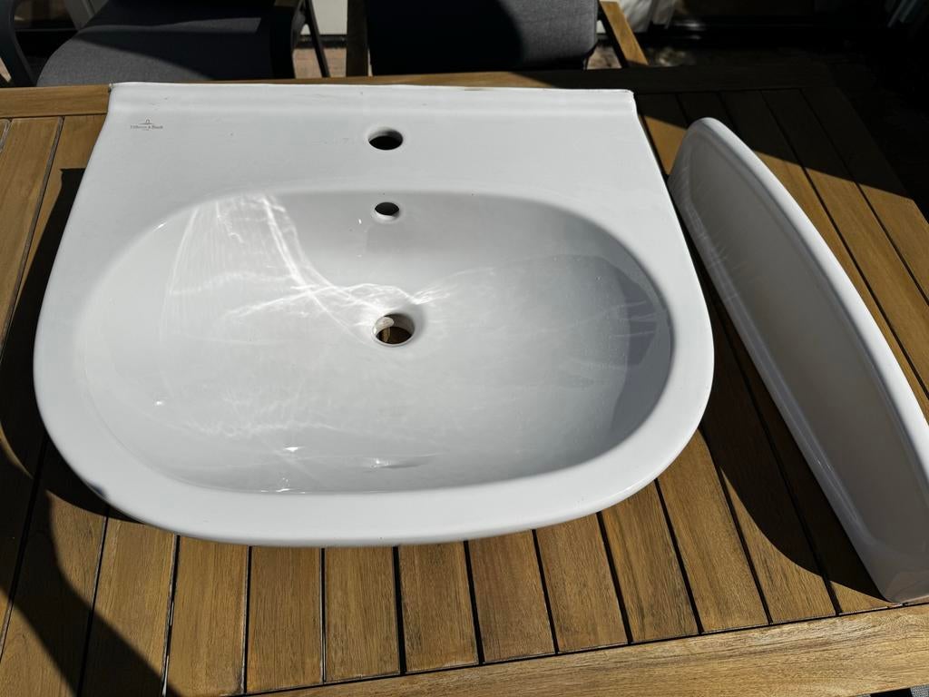 Villeroy & Boch wastafel met planchet en Hansgrohe kraan, Ophalen, Gebruikt, Wastafel