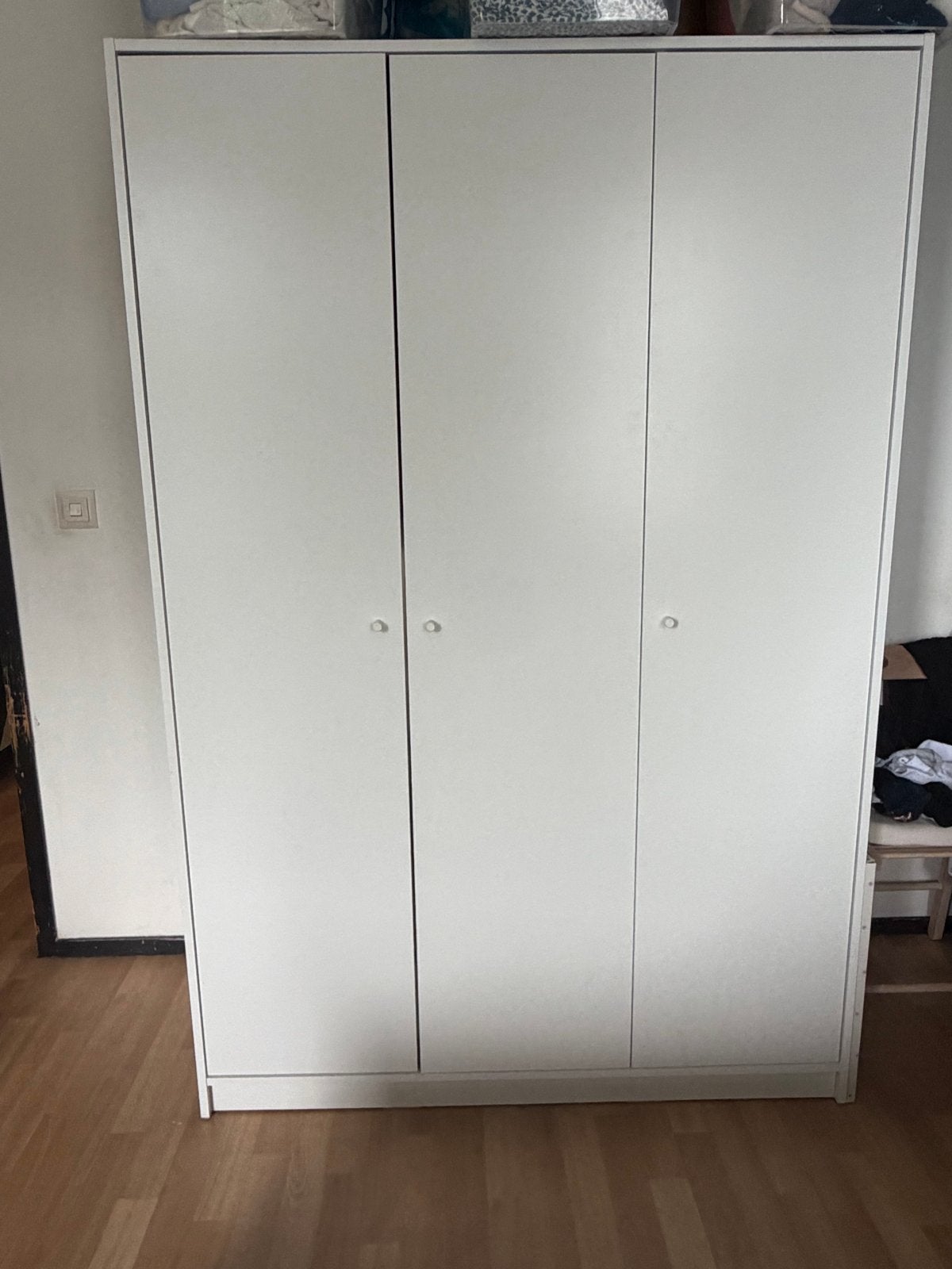 IKEA KLEPPSTAD Kledingkast met 3 deuren, wit, 117x55x176 cm, Ophalen, 100 tot 150 cm, Zo goed als nieuw, 150 tot 200 cm