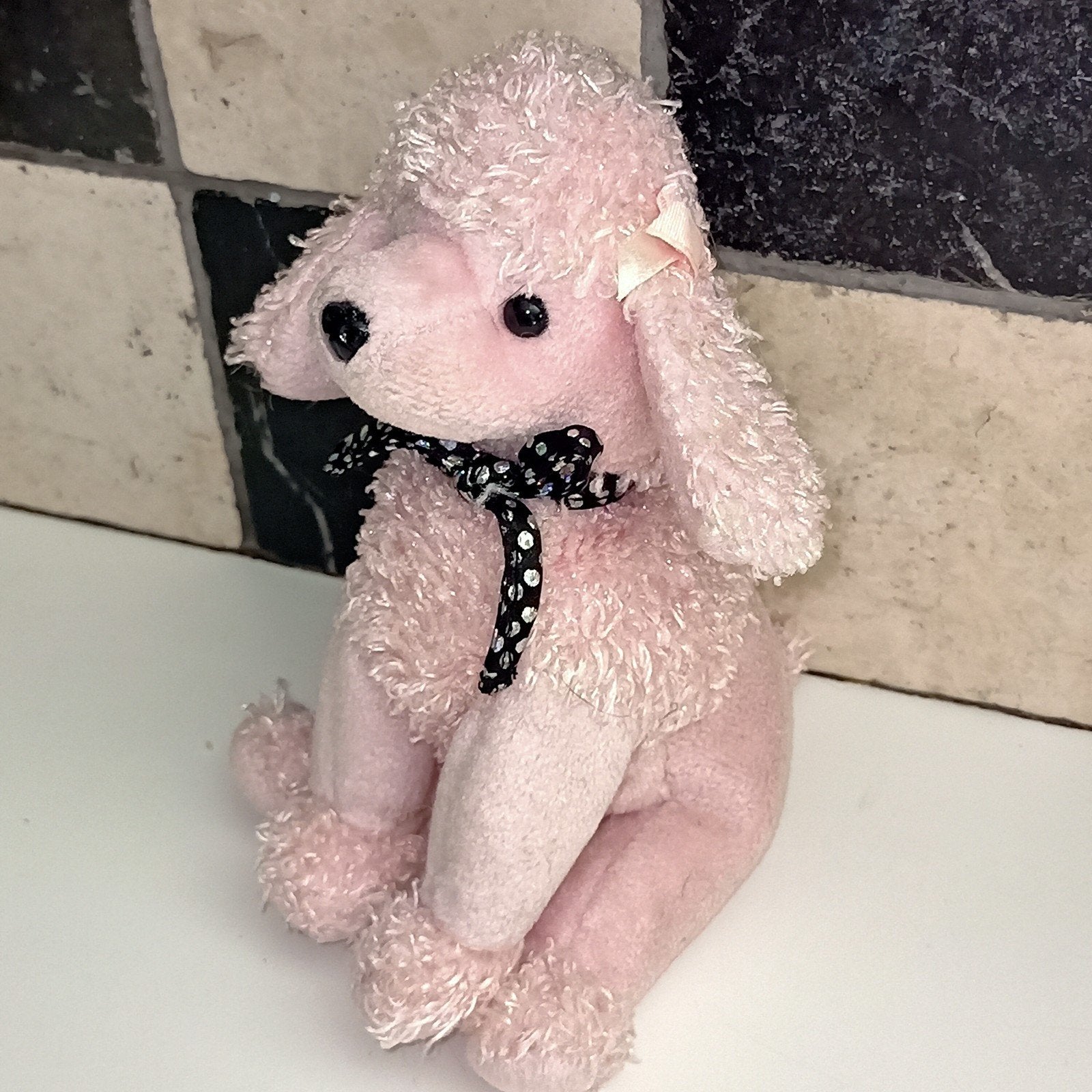 Ty beanie babie, roze poedel Brigitte, 2001., Gebruikt, Korrelvulling, Middelgroot (20 tot 80 cm), Roze