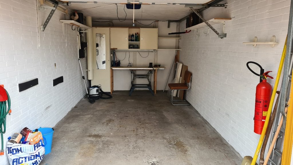 Garagebox motorstalling of opslag (16,5m²) – Amsterdam Noord, Huizen en Kamers, Amsterdam