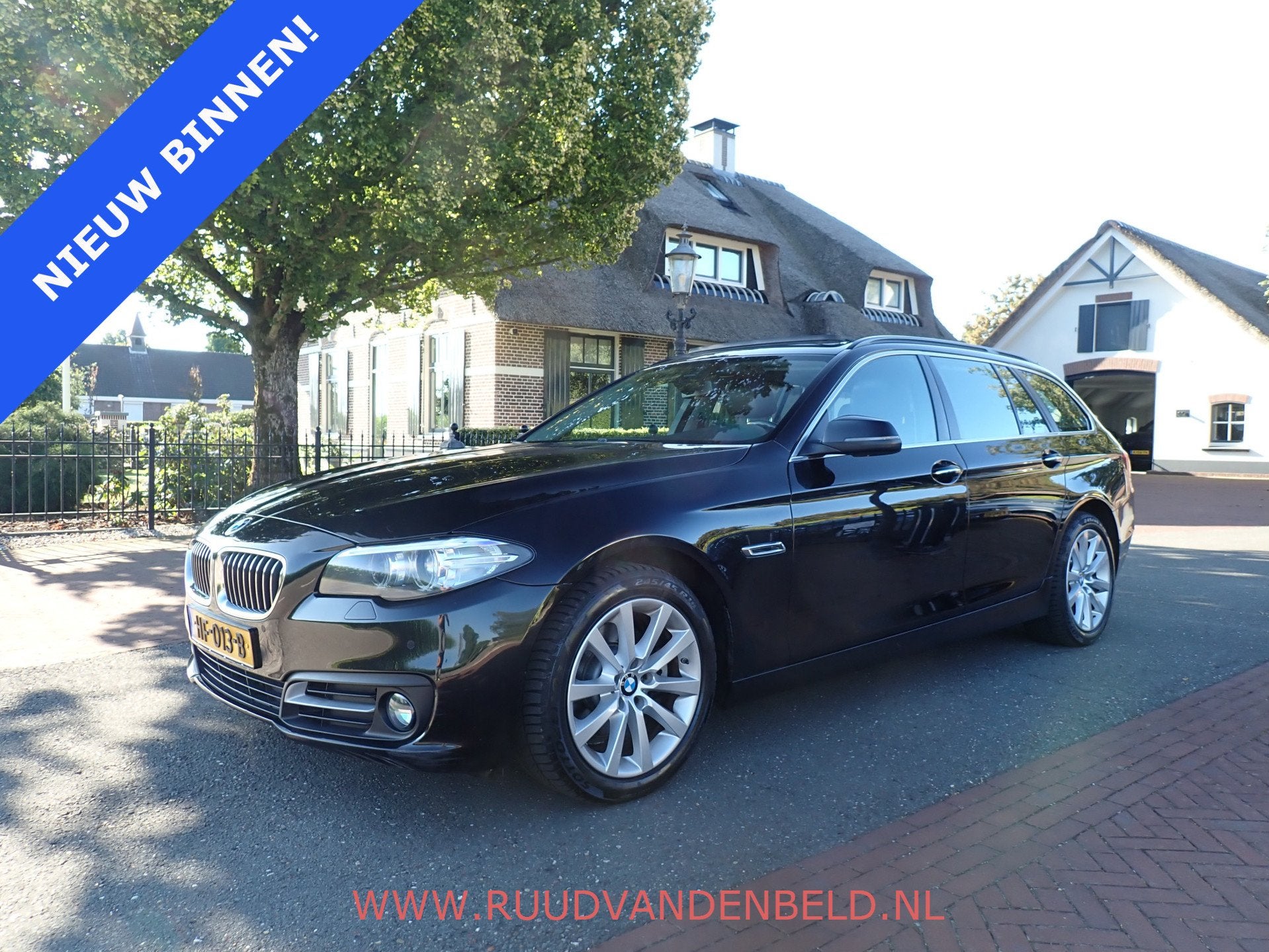BMW 5 Serie Touring 520d PANODAK / COMFORTLEDER / TREKHAAK /, Auto's, Automaat, Achterwielaandrijving, 2000 kg, Zwart