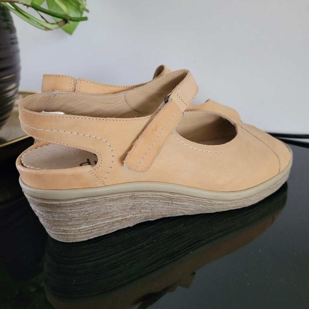 Durea sandalen maat 37.5, Durea, Beige, Zo goed als nieuw, Sandalen of Muiltjes