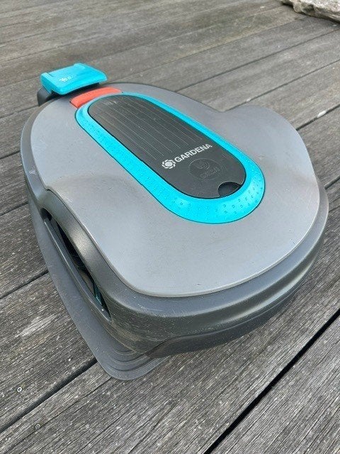 Gardena Robotmaaier Smart Sileno Life 750 CHCS, Ophalen, Gebruikt, Gardena, Met regensensor