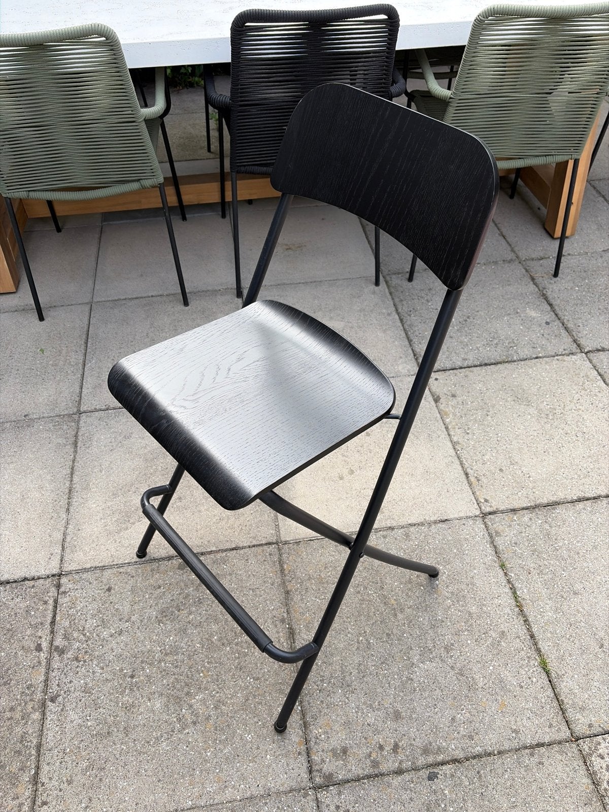 Opklapbare barkruk - Zwart metaal en hout Franklin Ikea, Ophalen, Gebruikt, Met voetsteun, Hout