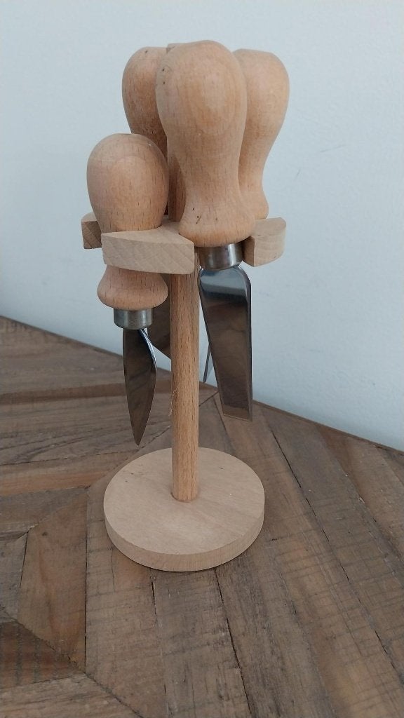 Kaasmesjes in houder hout, Ophalen of Verzenden