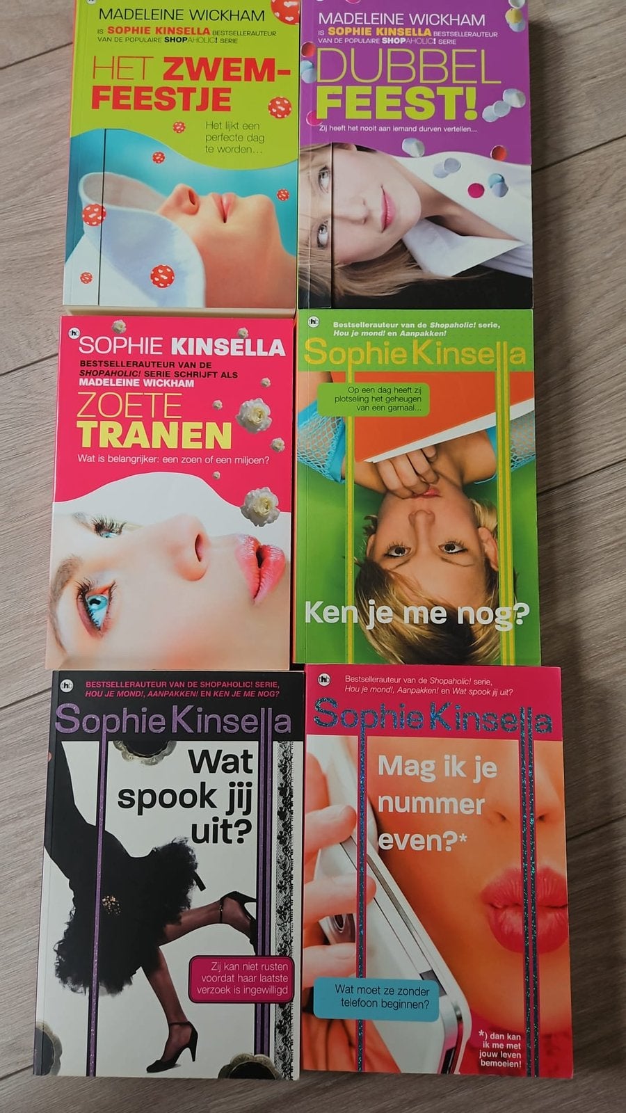 6 x romans van Sophie Kinsella (= Madeleine Wickham), Ophalen of Verzenden, Zo goed als nieuw