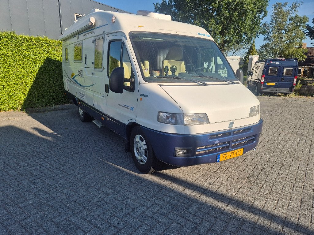 Caravans And Camping Maess
