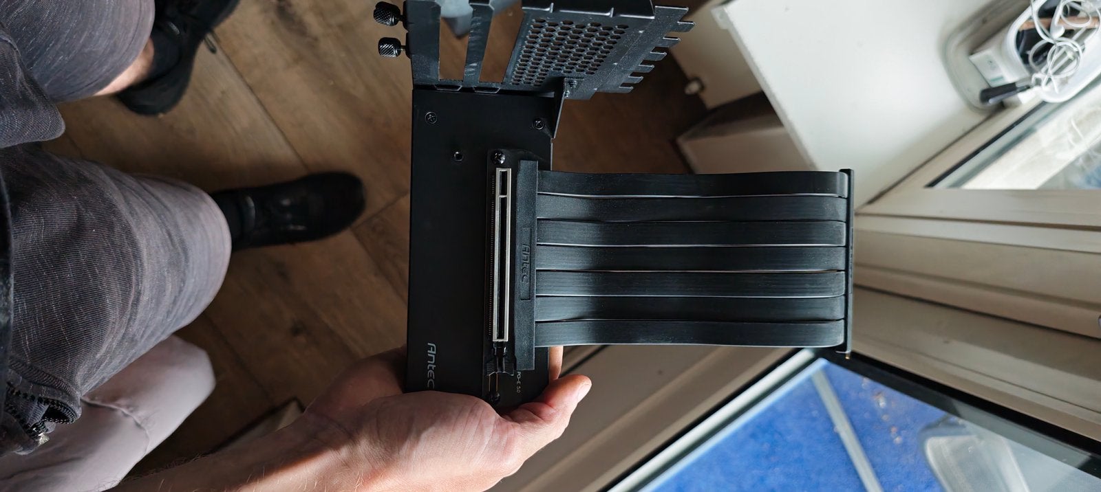 Antec Riser cable PCI-E 5 vertical mount, Ophalen, Zo goed als nieuw