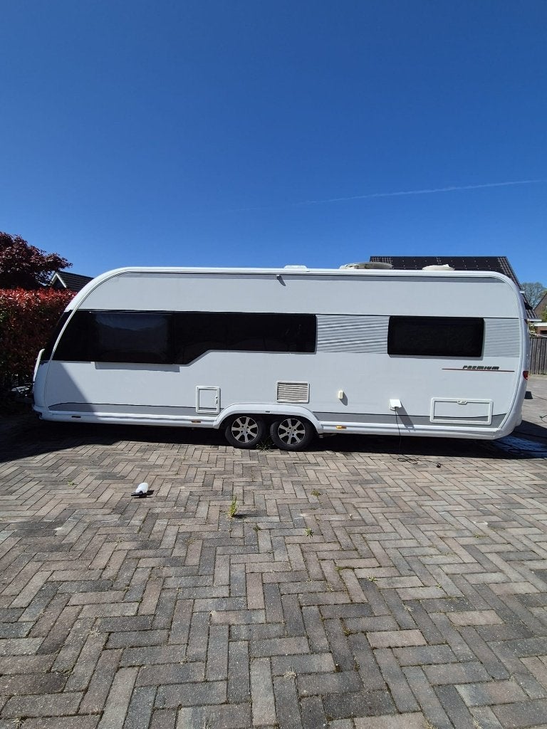 Hobby 610 UL Premium caravan met Mover en Airco 2013, Rondzit, Hobby, Particulier, Kachel