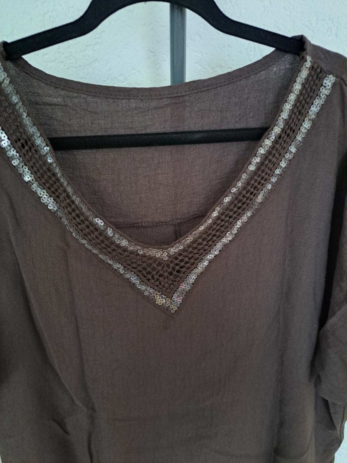 Nieuw bruin shirt met palletjes, maat 46/48, Bruin, Maat 46/48 (XL) of groter, Nieuw, Ophalen of Verzenden