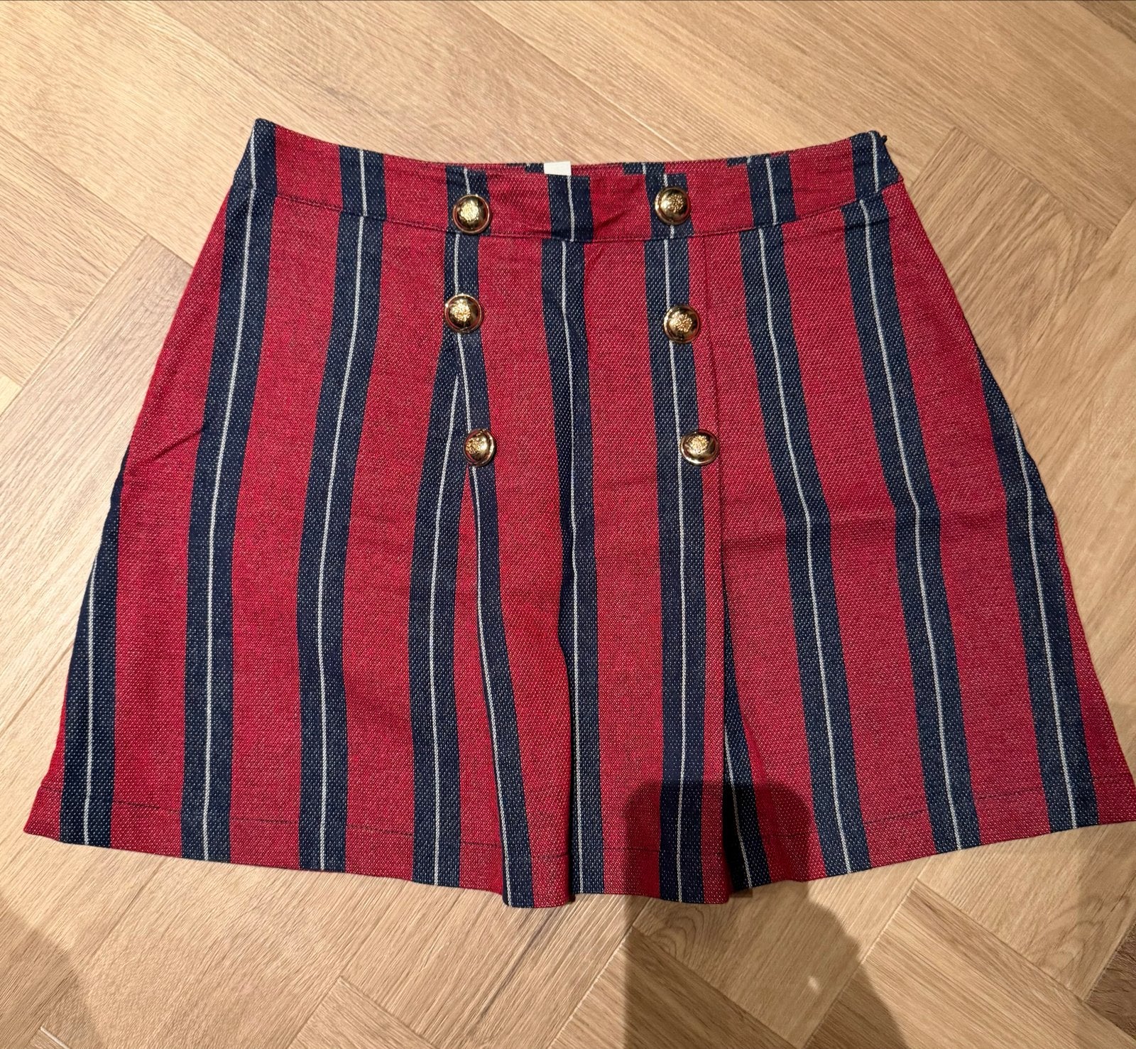 Gestreepte mini-rok met gouden knopen Springfield maat 38, Kleding | Dames, Maat 38/40 (M), Ophalen of Verzenden, Zo goed als nieuw