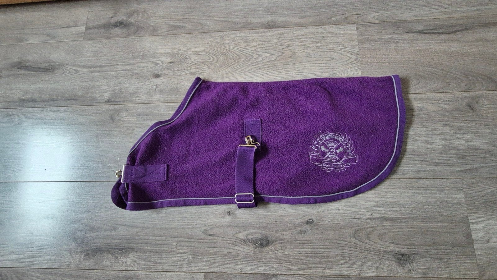 Hondendeken fleece  model paardendeken  Equi- Theme, Overige merken, Ophalen of Verzenden, Zo goed als nieuw, Hondenjas