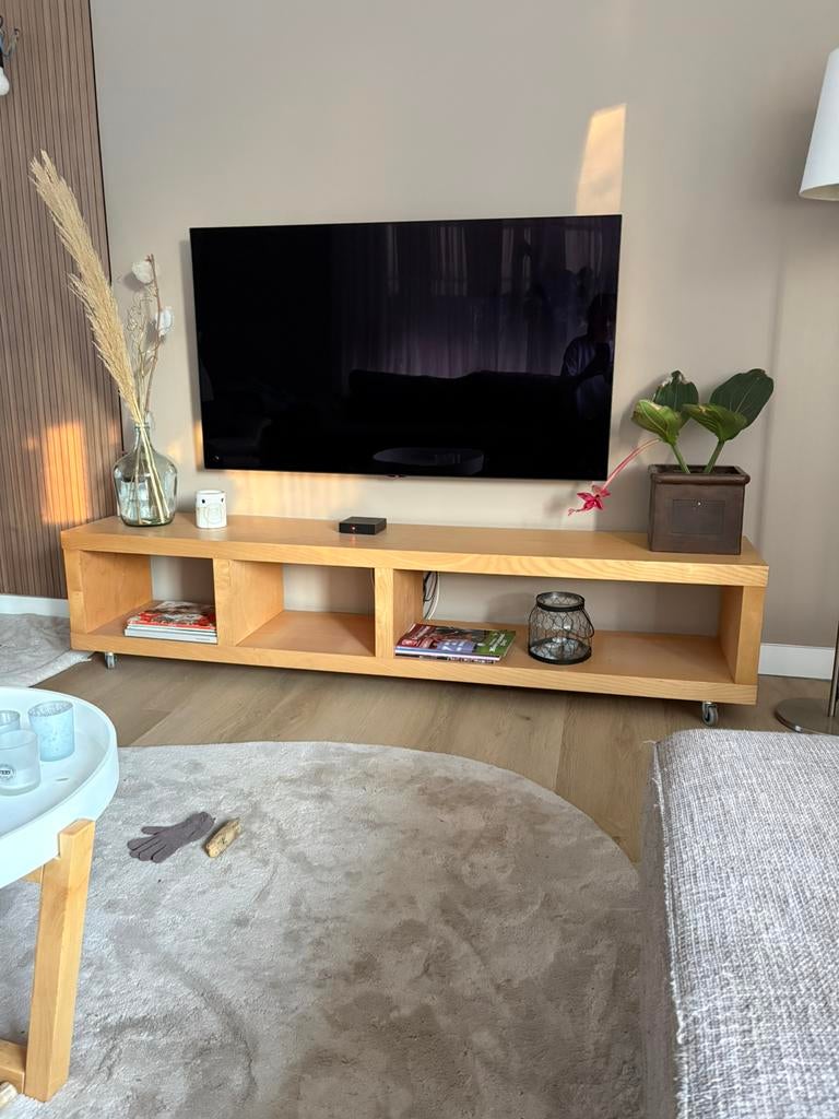 Tv meubel ikea, Ophalen, Gebruikt, 25 tot 50 cm, 100 tot 150 cm