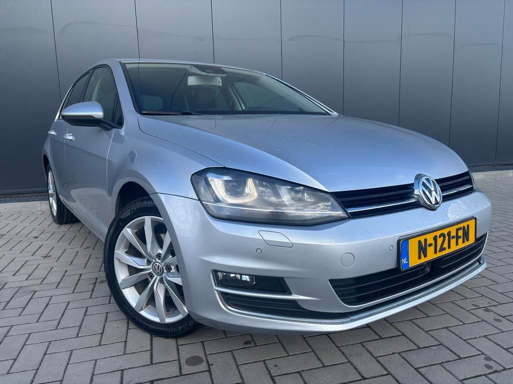 Volkswagen Golf7 1.4 TSI  DSG Bi-Xenon Dynamisch Achterlicht, 4 cilinders, 1395 cc, 650 kg, 1216 kg
