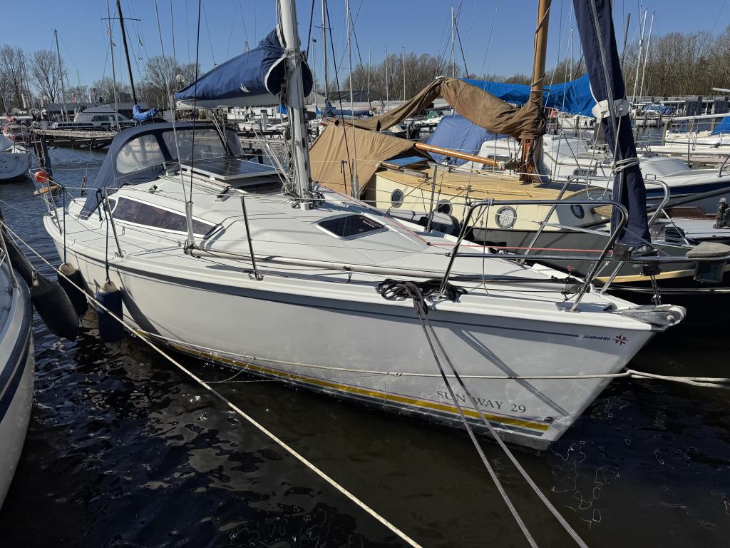 Jeanneau Sun Way 29 kajuit zeiljacht zeilboot (bj 1992), Watersport en Boten, Kajuitzeilboten en Zeiljachten, Info@wehmeyer.nl