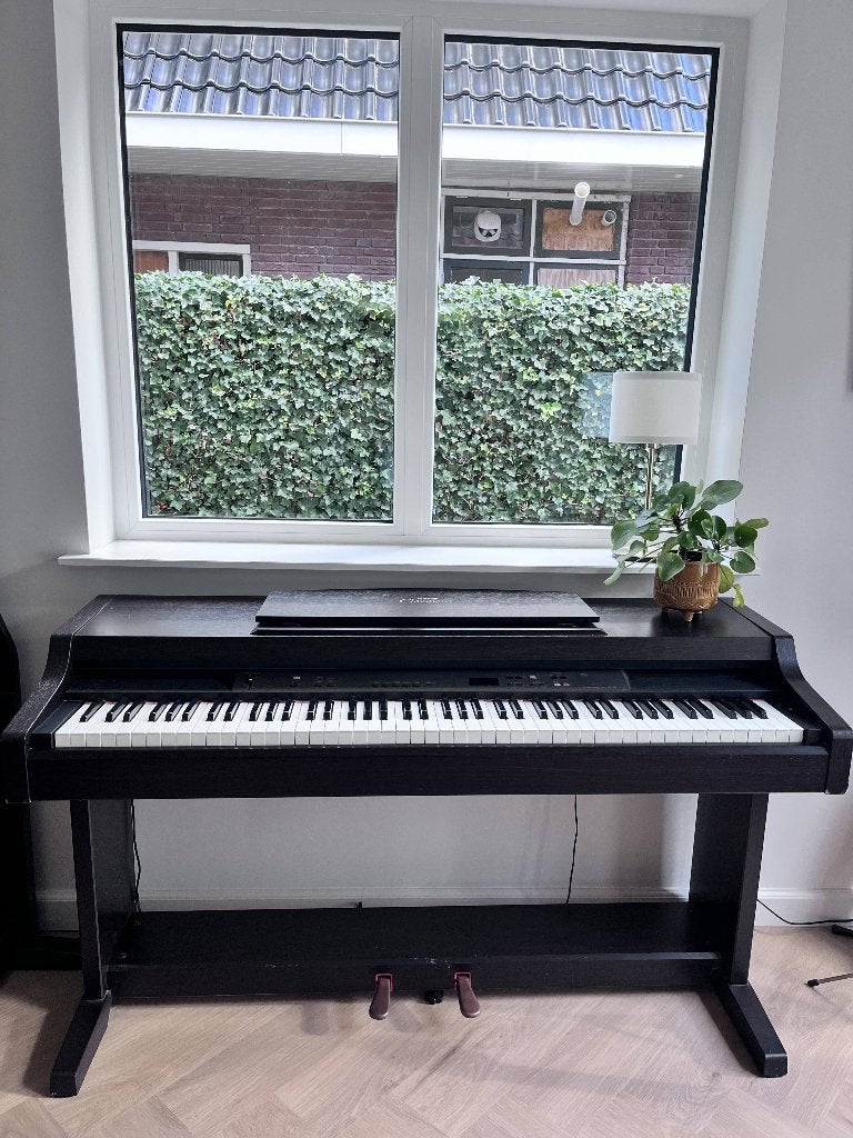 Yamaha Clavinova CLP-820S, Ophalen, Gebruikt, Bruin, Digitaal