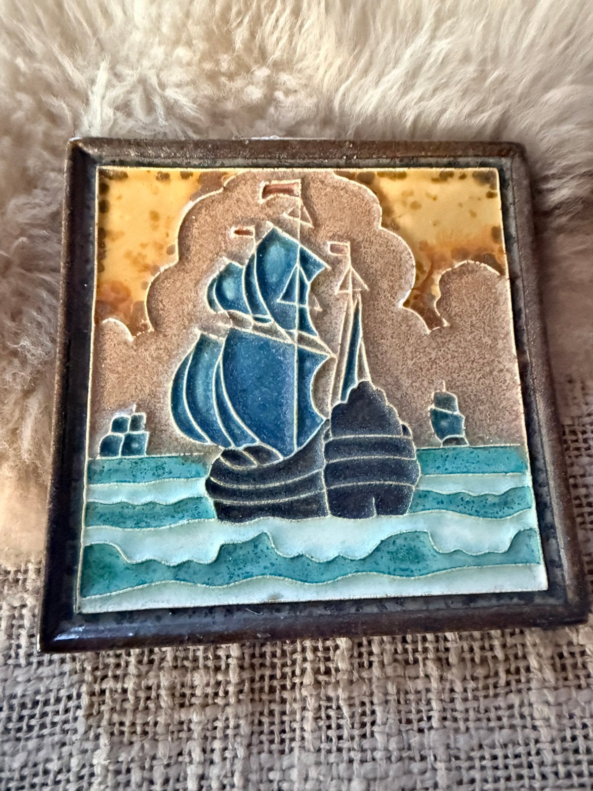 Porselynefles Delft Cloisonne tegel historisch schip 1935, Ophalen